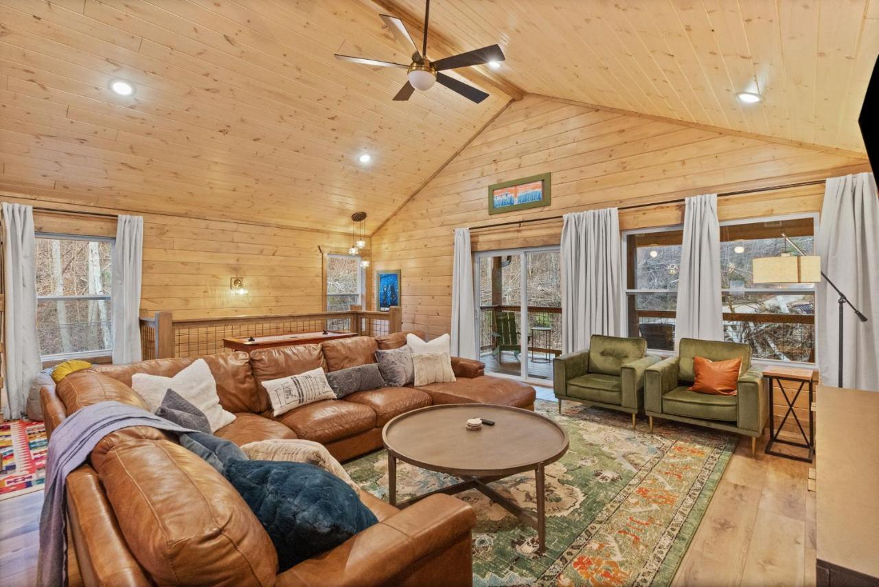Mins To Gburg Sleeps 8 Hot Tub Arcade Area Pool Villa Gatlinburg Buitenkant foto