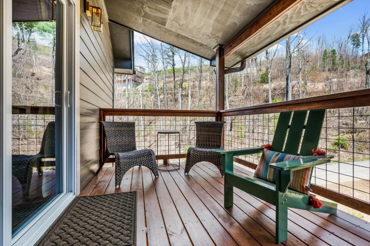 Mins To Gburg Sleeps 8 Hot Tub Arcade Area Pool Villa Gatlinburg Buitenkant foto