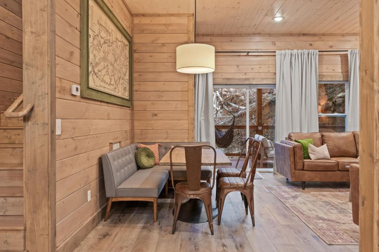 Mins To Gburg Sleeps 8 Hot Tub Arcade Area Pool Villa Gatlinburg Buitenkant foto