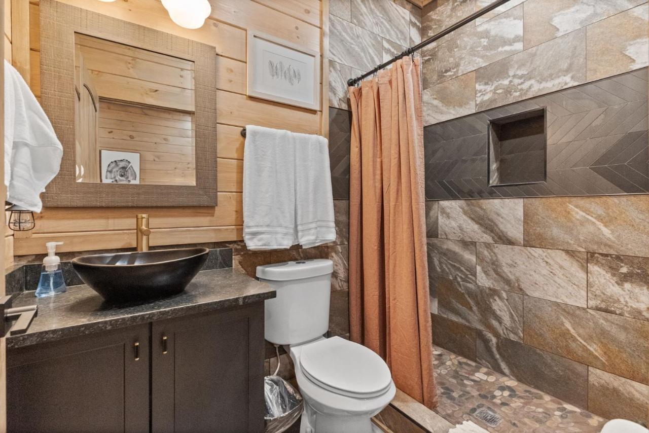 Mins To Gburg Sleeps 8 Hot Tub Arcade Area Pool Villa Gatlinburg Buitenkant foto