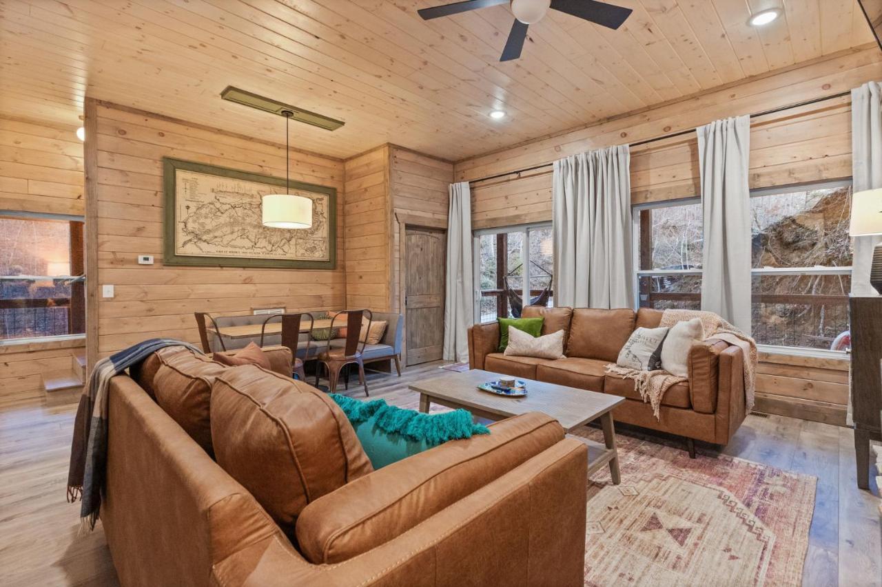 Mins To Gburg Sleeps 8 Hot Tub Arcade Area Pool Villa Gatlinburg Buitenkant foto