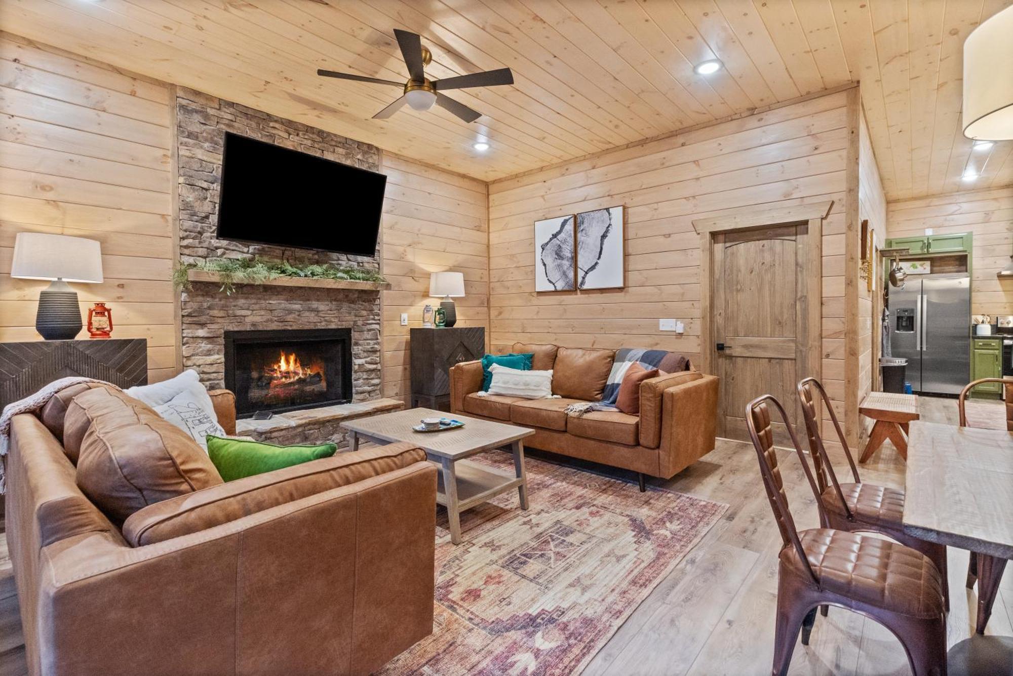 Mins To Gburg Sleeps 8 Hot Tub Arcade Area Pool Villa Gatlinburg Buitenkant foto